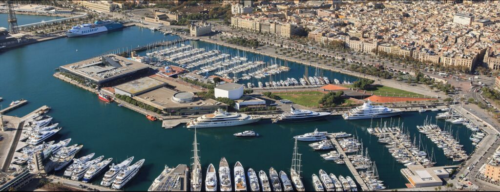 El Salon Naútico de Barcelona  contó con cerca de 200 expositores y unas 500 embarcaciones  reforzando su carácter internacional.  